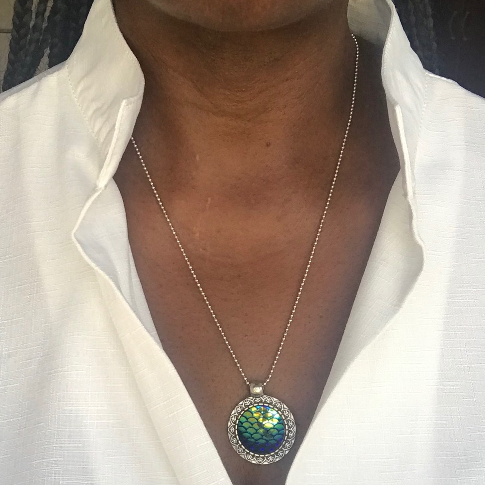 Resin Mermaid Fish /Dragon Scale Pendant necklace